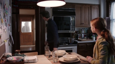AMERICAN_ODYSSEY_-_E1X09_FIGMO_010.jpg