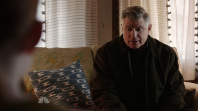 AMERICAN_ODYSSEY_-_E1X09_FIGMO_061.jpg
