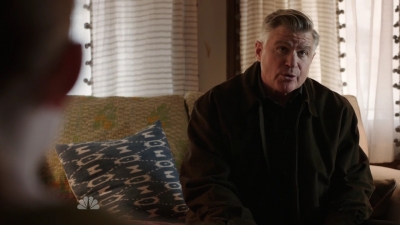 AMERICAN_ODYSSEY_-_E1X09_FIGMO_075.jpg