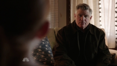 AMERICAN_ODYSSEY_-_E1X09_FIGMO_122.jpg