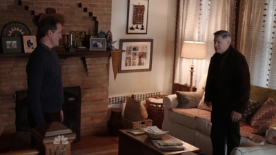 AMERICAN_ODYSSEY_-_E1X09_FIGMO_173.jpg