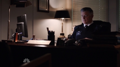AMERICAN_ODYSSEY_-_E1X11_GINGERBREAD_031.jpg