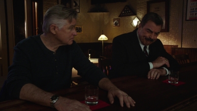 BLUE_BLOODS_-_E9X17_TWO_FACED_026.jpg