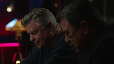 BLUE_BLOODS_-_E9X17_TWO_FACED_171.jpg