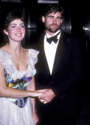 08231981_-_Halston_Dinner_Dance_NYC__008.jpg