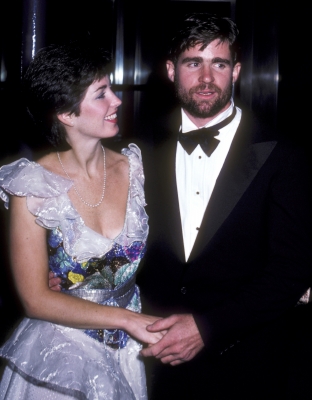 08231981_-_Halston_Dinner_Dance_NYC__013.jpg