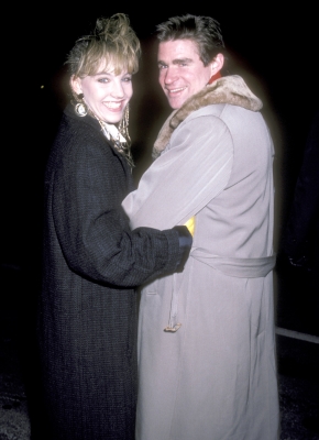 05181986_-_Cuba_and_His_Teddy_Bear_Opening_Night_Performance_002.jpg