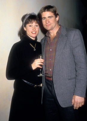 02031988_-_Grand_Opening_Celebration_of_the_Shark_Bar_Restaurant_002.jpg