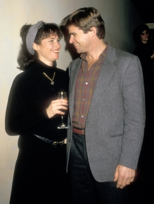 02031988_-_Grand_Opening_Celebration_of_the_Shark_Bar_Restaurant_005.jpg