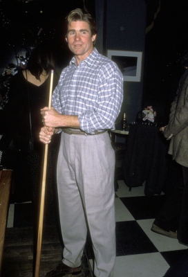 03131989_-_The_National_Theater_Colonys_Benefit_Billiards_Tournament_004.jpg