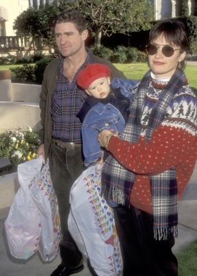 12021992_-_Michael_Bass_Second_Annual_Holiday_Party_for_Toys_For_Totskis_004.jpg