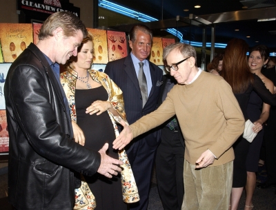 04232002_-_Hollywood_Ending_Film_Premiere_006.jpg