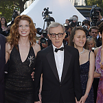 05152002_-_55th_Cannes_Film_Festival_-_May_15_-_Hollywood_Ending_Screening_004.jpg