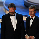 Filename=09192002_-_The_56th_Annual_Primetime_Emmy_Awards_-_Show_003.jpg
Filesize=831KiB
Dimensions=3000x2164
Date added=Mar 26, 2014 09192002_-_The_56th_Annual_Primetime_Emmy_Awards_-_Show_003.jpg