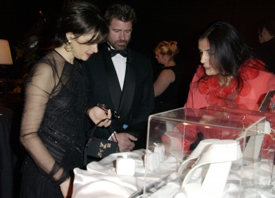 03092003_-_Ninth_Annual_Screen_Actors_Guild_Awards_-_Backstage_006.jpg