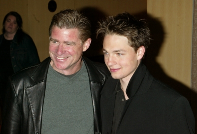 05132003_-_WB_Television_Network_2003_2004_Upfront_Presentation_004.jpg