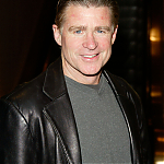 05132003_-_WB_Television_Network_2003_2004_Upfront_Presentation_002.jpg