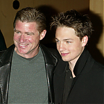 05132003_-_WB_Television_Network_2003_2004_Upfront_Presentation_004.jpg