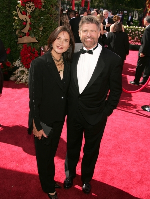 09192004_-_The_56th_Annual_Primetime_Emmy_Awards_-_Arrivals_039.jpg