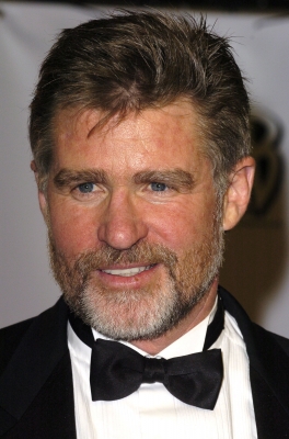 01102005_-_10th_Annual_Critics_Choice_Awards_-_Press_Room_017.jpg