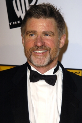01102005_-_10th_Annual_Critics_Choice_Awards_-_Press_Room_018.jpg