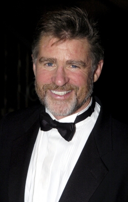 01102005_-_10th_Annual_Critics_Choice_Awards_-_Press_Room_019.jpg