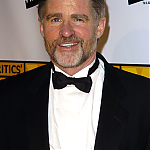 01102005_-_10th_Annual_Critics_Choice_Awards_-_Press_Room_015.jpg