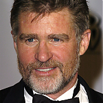 01102005_-_10th_Annual_Critics_Choice_Awards_-_Press_Room_017.jpg