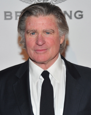 01202012_-_9th_Annual_Living_Legends_Of_Aviation_Awards_-_Arrivals_002.jpg