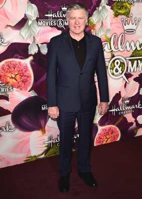 01132018_-_Hallmark_Channel_And_Hallmark_Winter_2018_TCA_Press_Tour_-_Red_Carpet_009.jpg