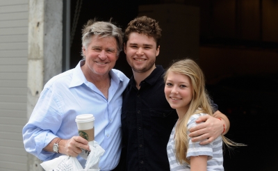 WHITE_COLLAR_-_SEASON_4_BEHIND_THE_SCENES_003.jpg