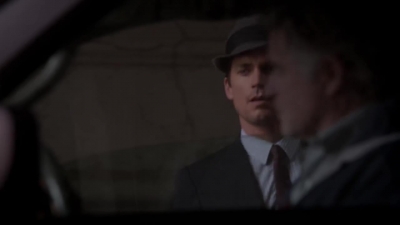 WHITE_COLLAR_-_E4X07_COMPROMISING_POSITIONS_003.jpg