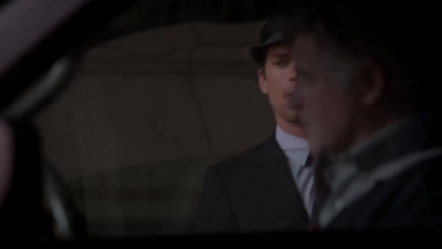WHITE_COLLAR_-_E4X07_COMPROMISING_POSITIONS_004.jpg