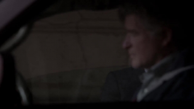 WHITE_COLLAR_-_E4X07_COMPROMISING_POSITIONS_006.jpg