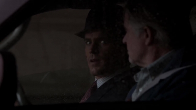 WHITE_COLLAR_-_E4X07_COMPROMISING_POSITIONS_037.jpg