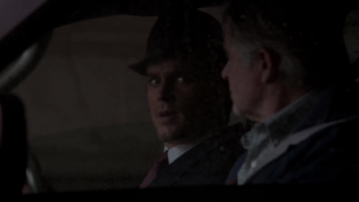 WHITE_COLLAR_-_E4X07_COMPROMISING_POSITIONS_038.jpg