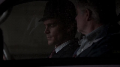 WHITE_COLLAR_-_E4X07_COMPROMISING_POSITIONS_060.jpg
