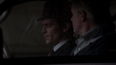 WHITE_COLLAR_-_E4X07_COMPROMISING_POSITIONS_061.jpg