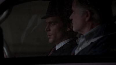 WHITE_COLLAR_-_E4X07_COMPROMISING_POSITIONS_067.jpg
