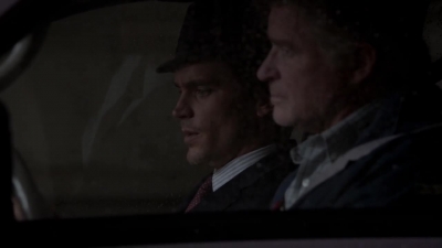 WHITE_COLLAR_-_E4X07_COMPROMISING_POSITIONS_069.jpg