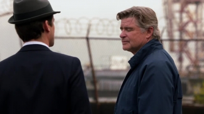 WHITE_COLLAR_-_E4X07_COMPROMISING_POSITIONS_133.jpg