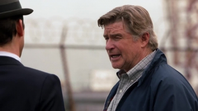WHITE_COLLAR_-_E4X07_COMPROMISING_POSITIONS_177.jpg