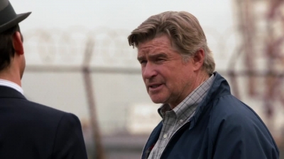 WHITE_COLLAR_-_E4X07_COMPROMISING_POSITIONS_185.jpg