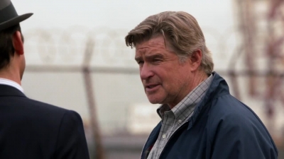 WHITE_COLLAR_-_E4X07_COMPROMISING_POSITIONS_186.jpg