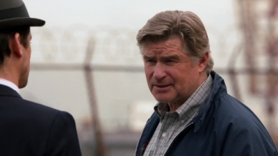 WHITE_COLLAR_-_E4X07_COMPROMISING_POSITIONS_191.jpg