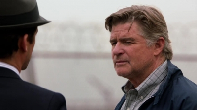 WHITE_COLLAR_-_E4X07_COMPROMISING_POSITIONS_212.jpg