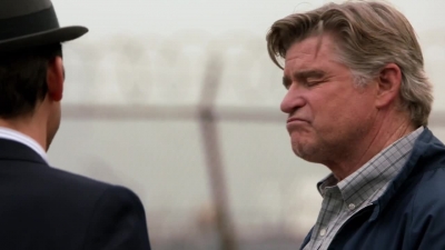WHITE_COLLAR_-_E4X07_COMPROMISING_POSITIONS_261.jpg