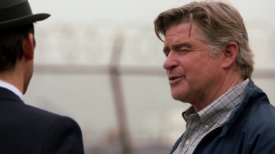 WHITE_COLLAR_-_E4X07_COMPROMISING_POSITIONS_266.jpg