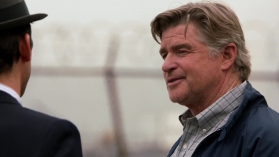 WHITE_COLLAR_-_E4X07_COMPROMISING_POSITIONS_269.jpg