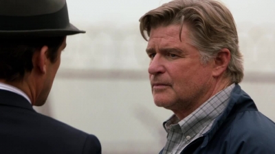 WHITE_COLLAR_-_E4X07_COMPROMISING_POSITIONS_282.jpg